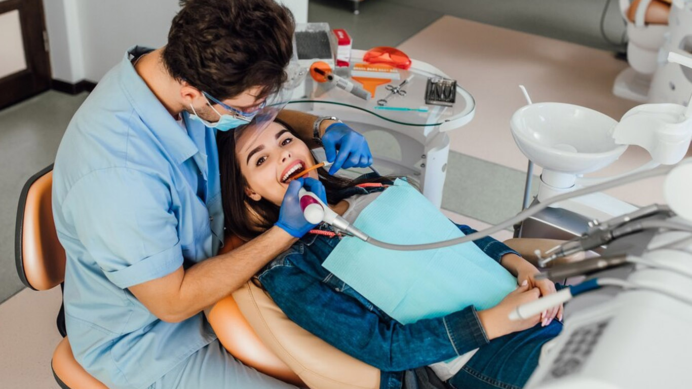 Top 5 Lợi Ích Của Tẩy Trắng Răng Chuyên Nghiệp