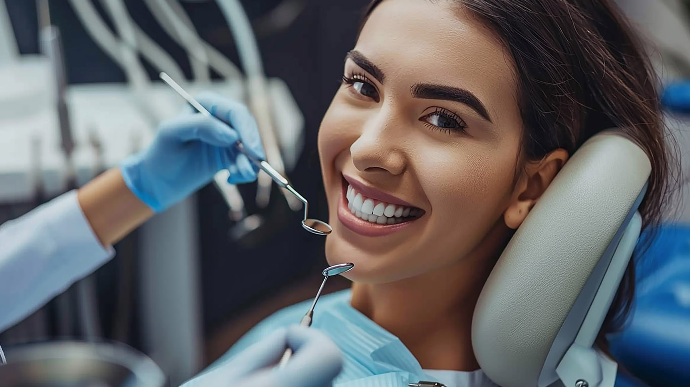 Tầm Quan Trọng Của Chỉ Nha Khoa: Kỹ Thuật Và Lợi Ích